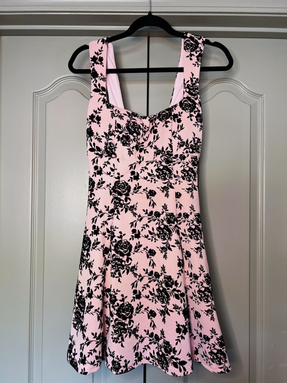Windsor Charming Demure Flocked Velvet Floral Skater Dress Pink Black Size L NWT